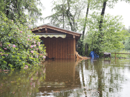 Hochwasser am Weitsee Hochwasser am Weitsee
