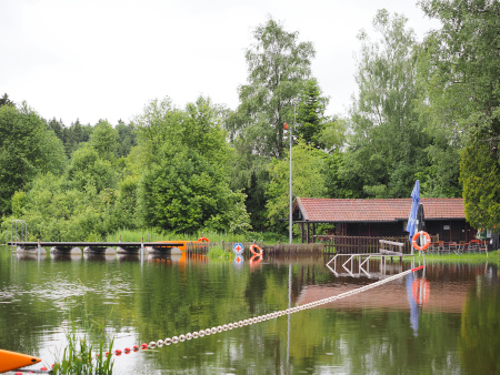 Hochwasser am Weitsee Hochwasser am Weitsee